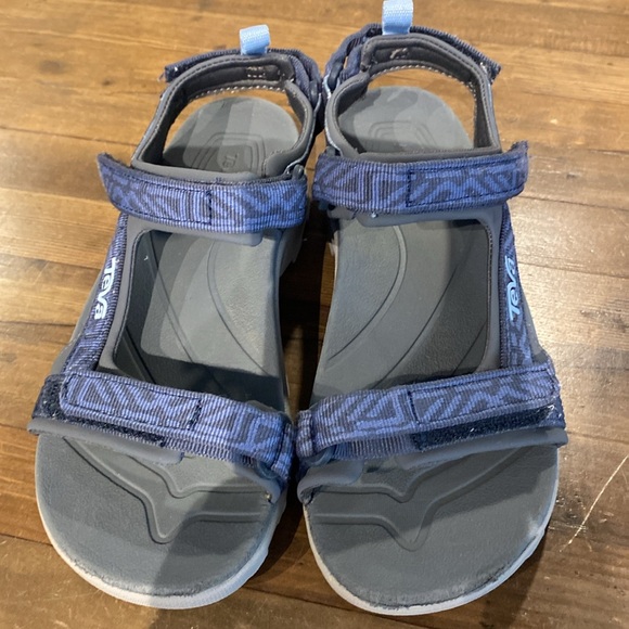 Teva 
Tanza Sandals - Kids'  in color: Griffith Total eclipse - Picture 4 of 9